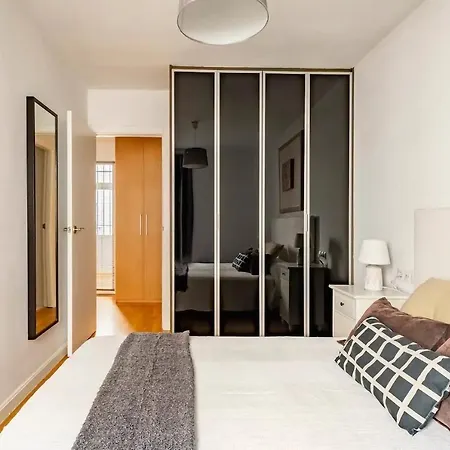 Дом отдыха Modern Design In Conil!